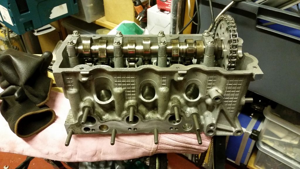 009_Cylinder_Head_reconditioned